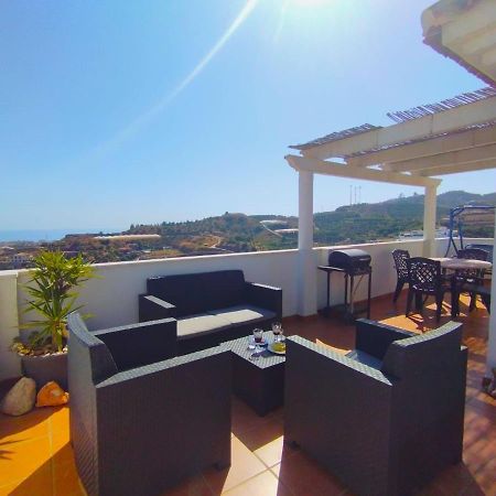 Amazing 2 Bedroom Apartment With Private Roof Terrace In Torrox Esterno foto