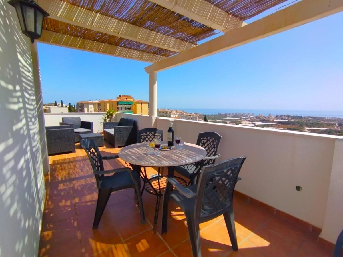 Amazing 2 Bedroom Apartment With Private Roof Terrace In Torrox Esterno foto